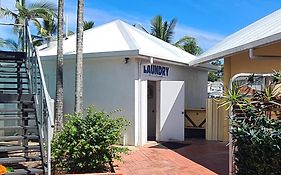 Dolphin Heads - Resort Unit - Absolute Beachfront! - Whitsunday Getaway!