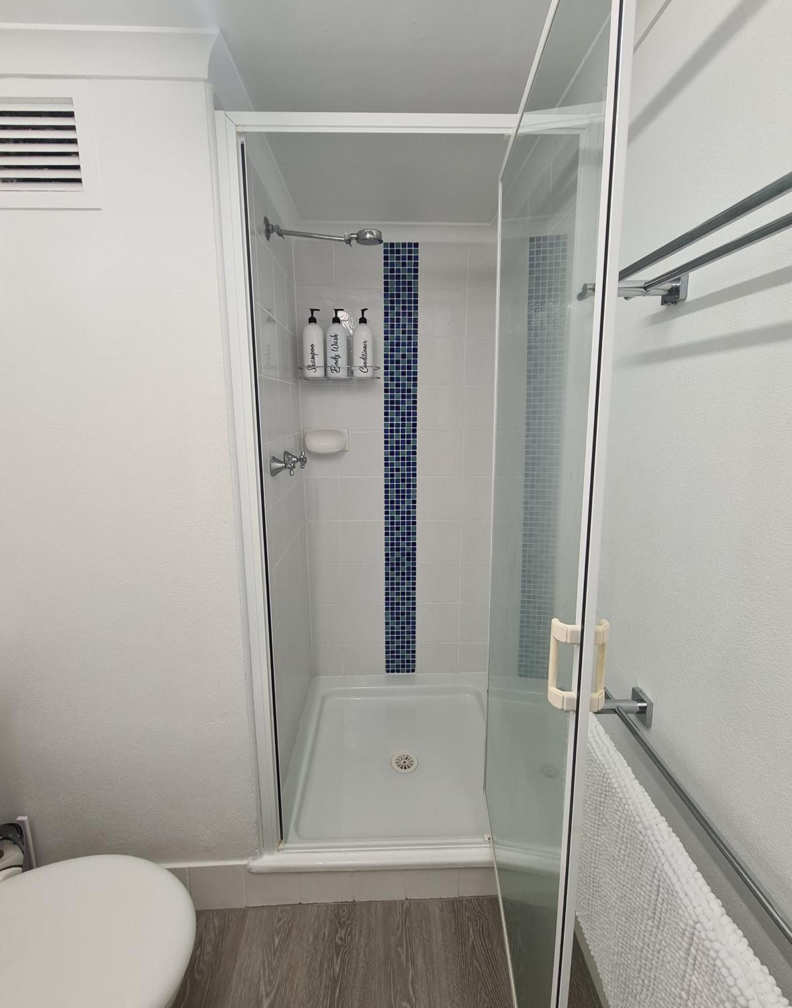 Dolphin Heads - Resort Unit - Absolute Beachfront! - Whitsunday Getaway! Mackay Exterior foto