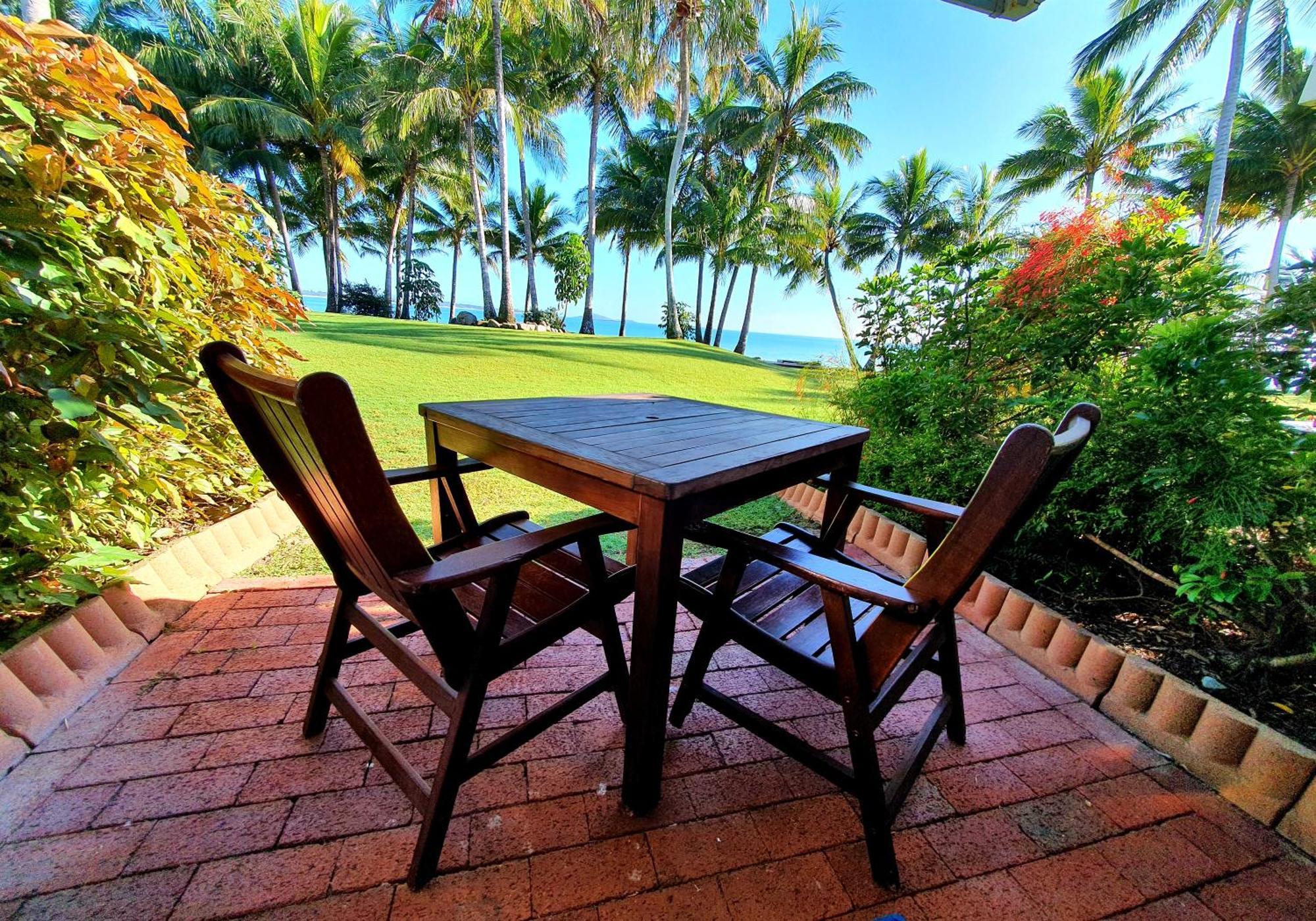 Dolphin Heads - Resort Unit - Absolute Beachfront! - Whitsunday Getaway! Mackay Exterior foto