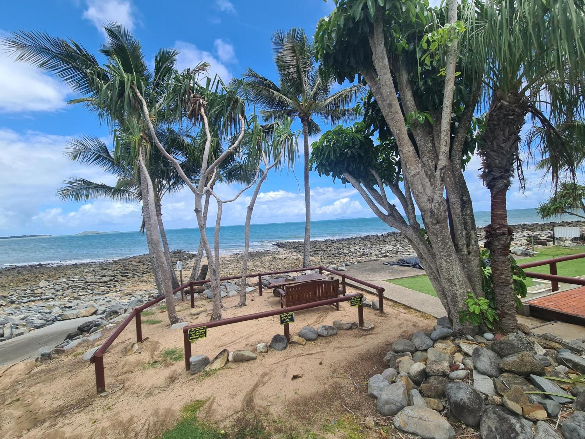 Dolphin Heads - Resort Unit - Absolute Beachfront! - Whitsunday Getaway! Mackay Exterior foto
