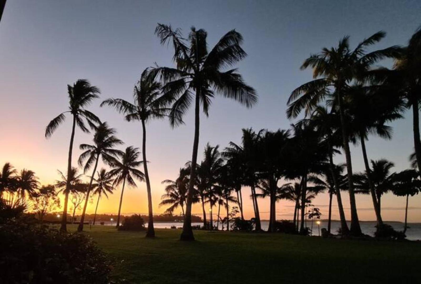 Dolphin Heads - Resort Unit - Absolute Beachfront! - Whitsunday Getaway! Mackay Exterior foto